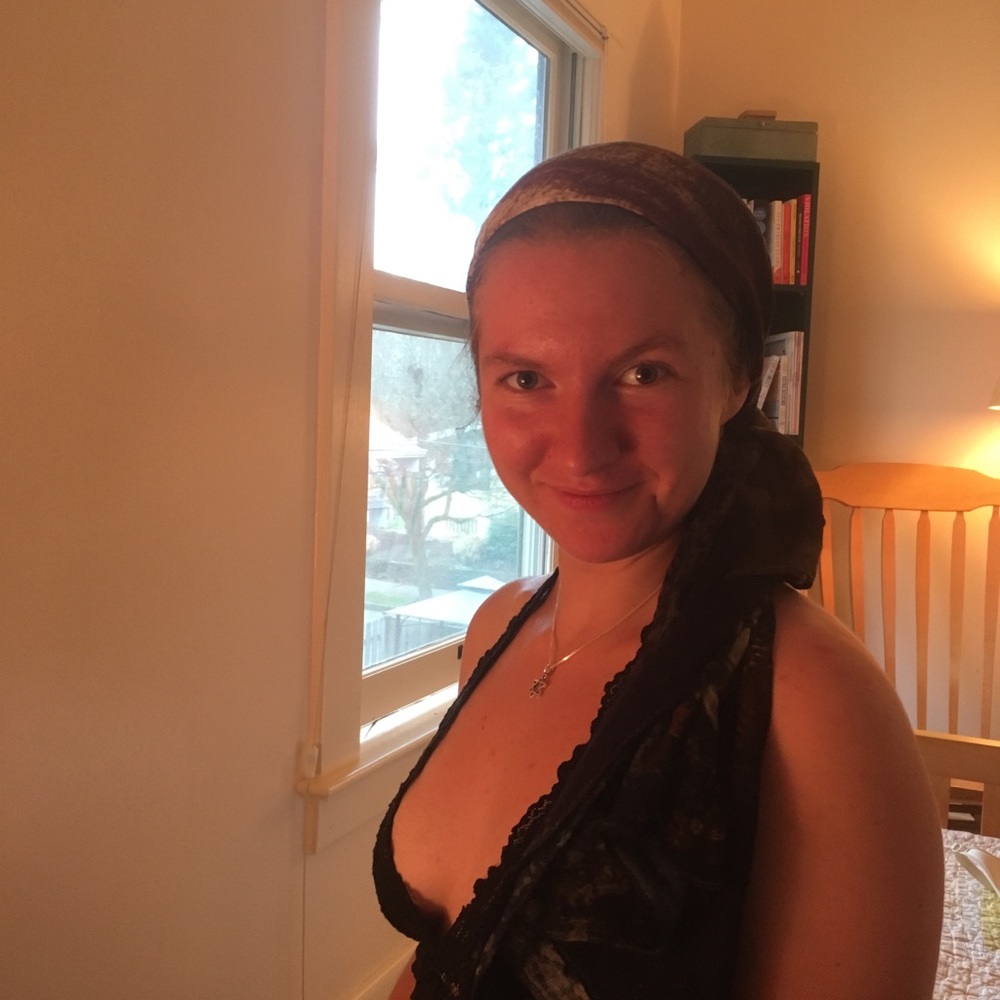 Meet your Posher, Amalia